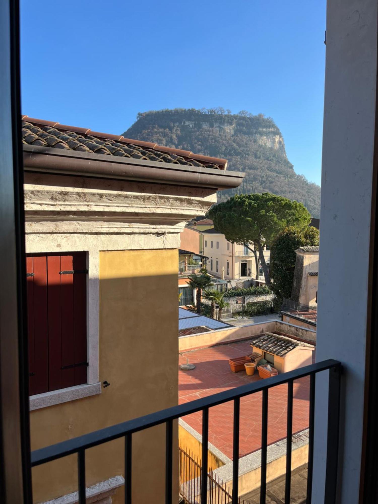 Albergo All'Ancora Garda  Kültér fotó